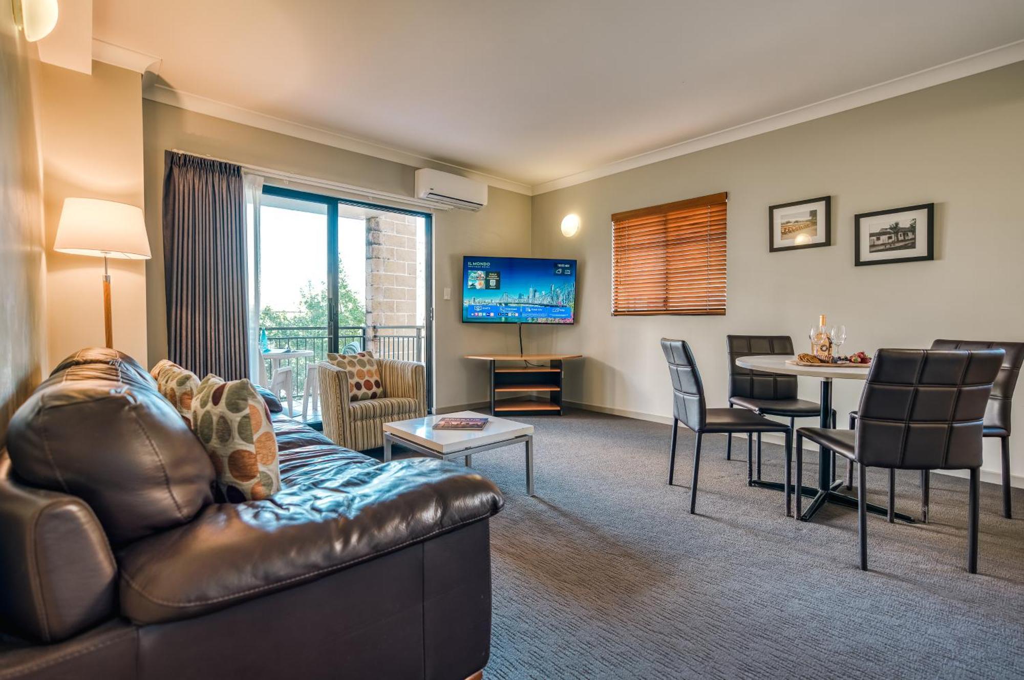 Il Mondo Boutique Hotel Brisbane Exteriör bild